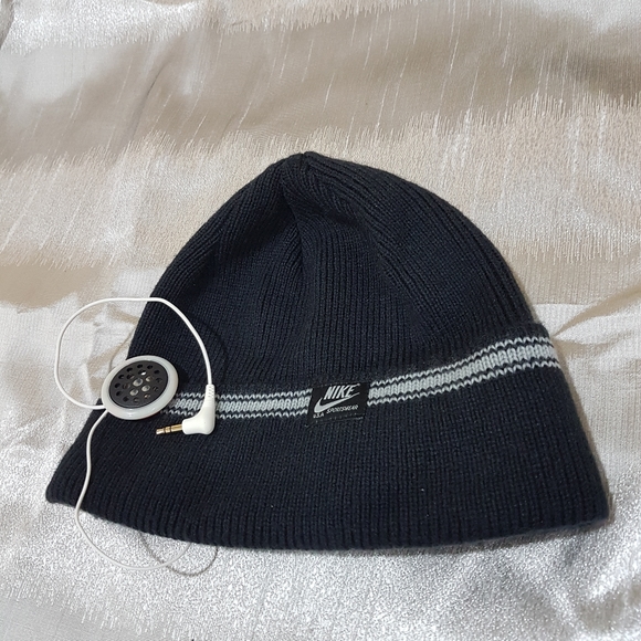 Nike Other - ❤Nike❤ Winter Hat with Ear Phones